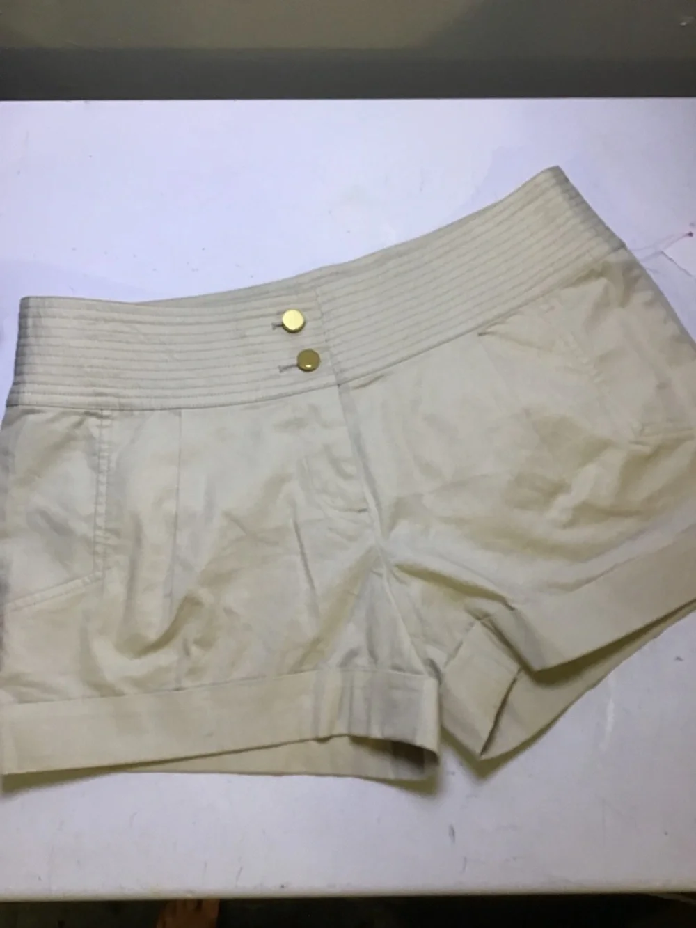 Tory Burch Cream High-Waist Ribbed Band Shorts with Gold Buttons - Picture 1 of 10